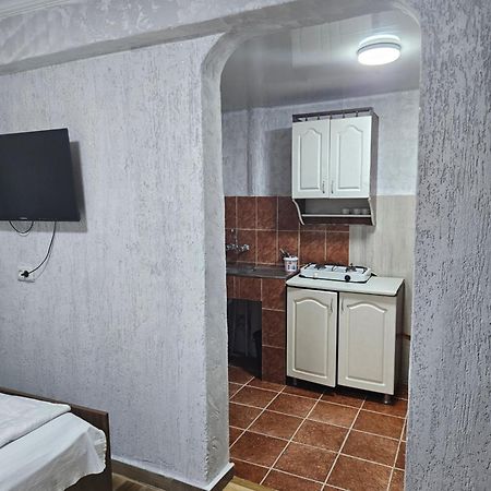 באטומי Guest House 2 Floor מראה חיצוני תמונה
