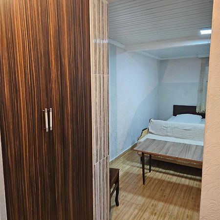 באטומי Guest House 2 Floor מראה חיצוני תמונה