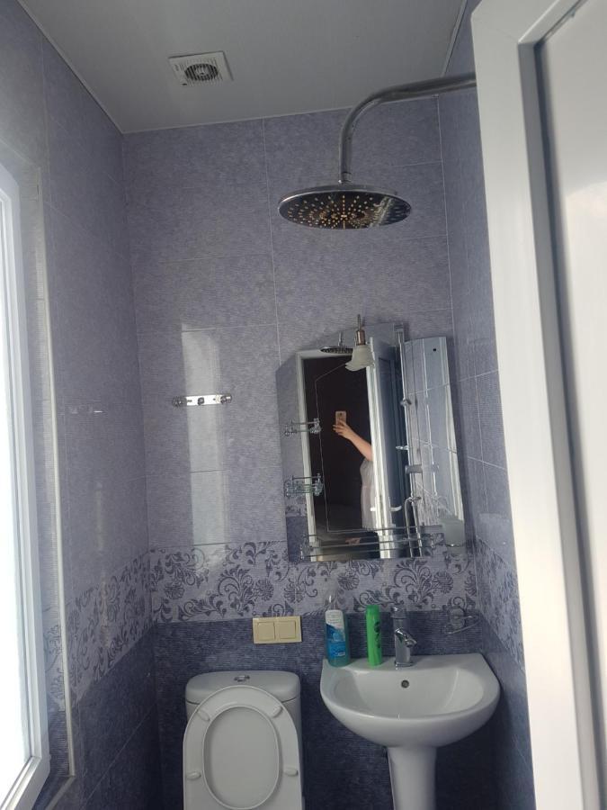 באטומי Guest House 2 Floor מראה חיצוני תמונה