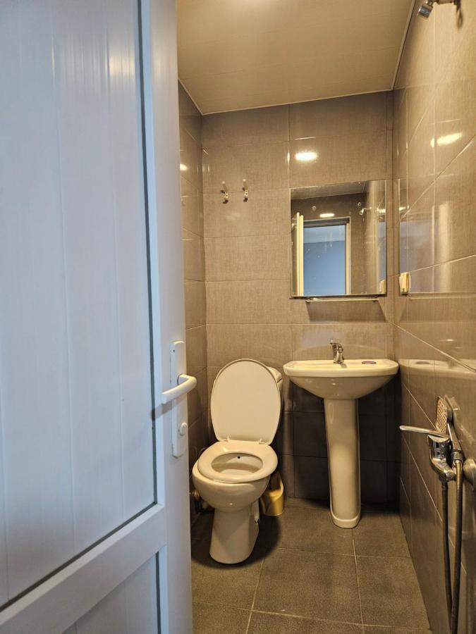 באטומי Guest House 2 Floor מראה חיצוני תמונה