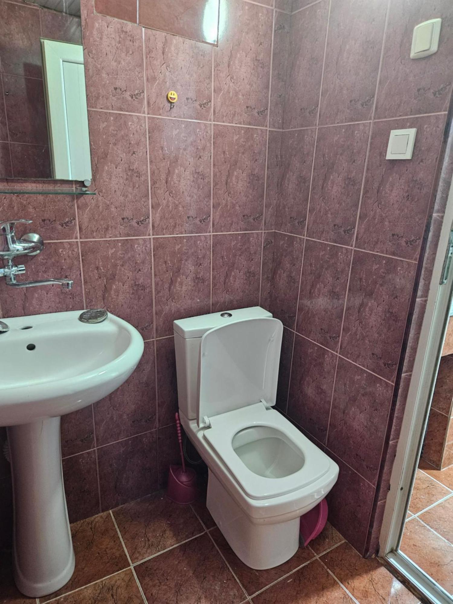 באטומי Guest House 2 Floor מראה חיצוני תמונה