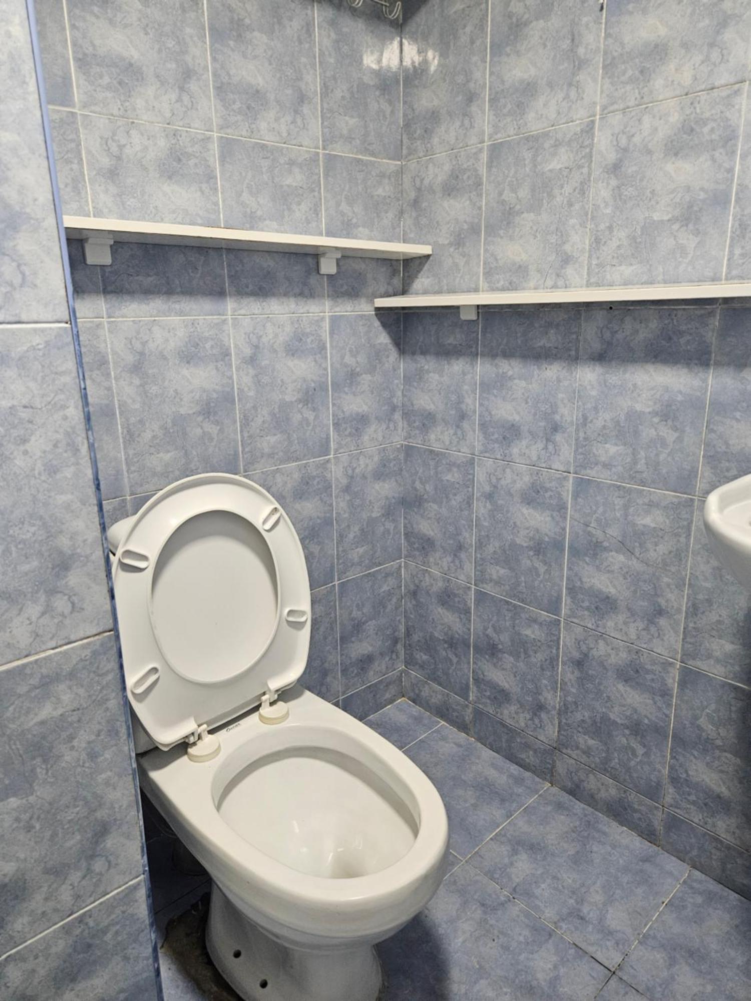 באטומי Guest House 2 Floor מראה חיצוני תמונה