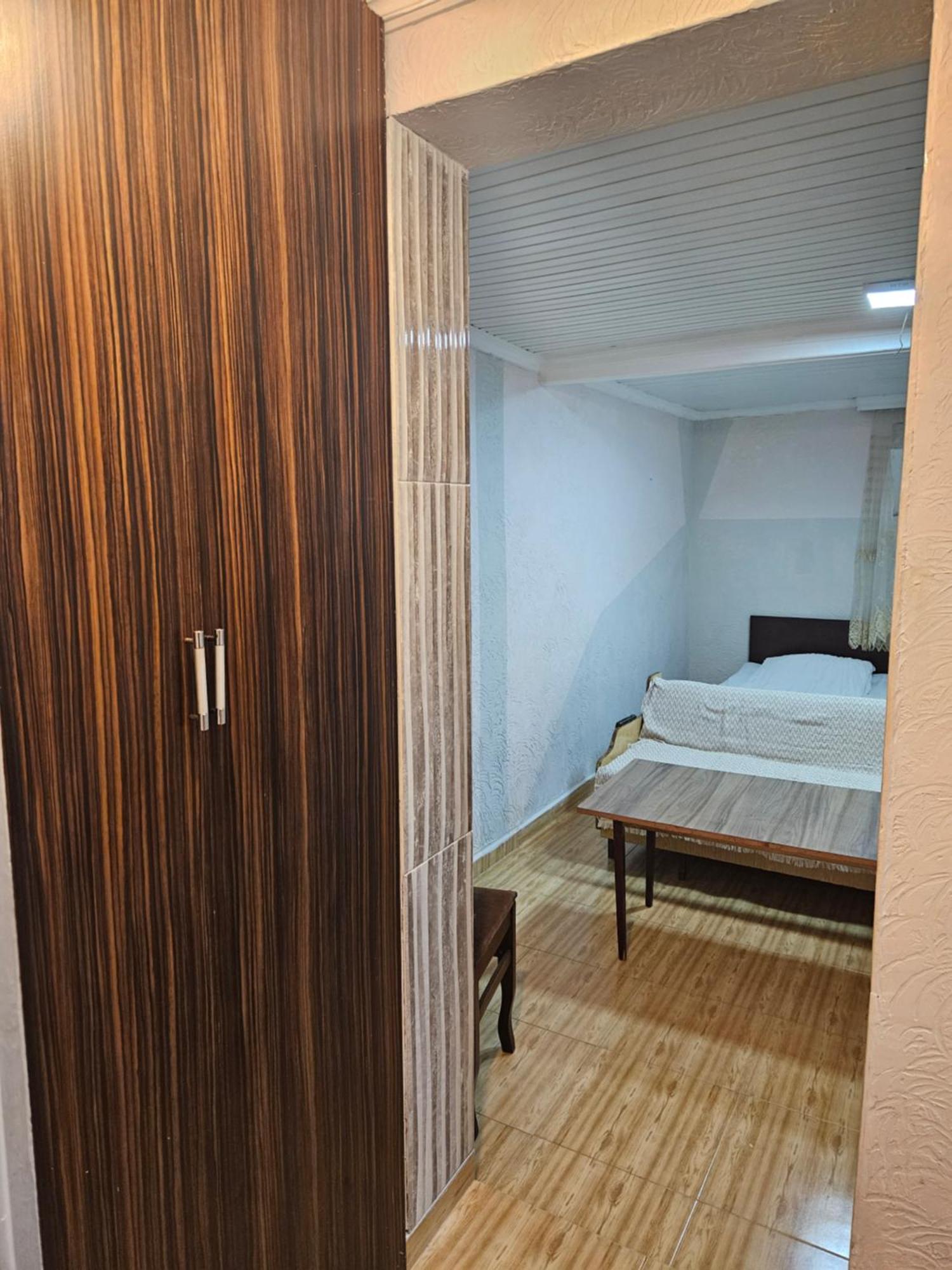 באטומי Guest House 2 Floor מראה חיצוני תמונה