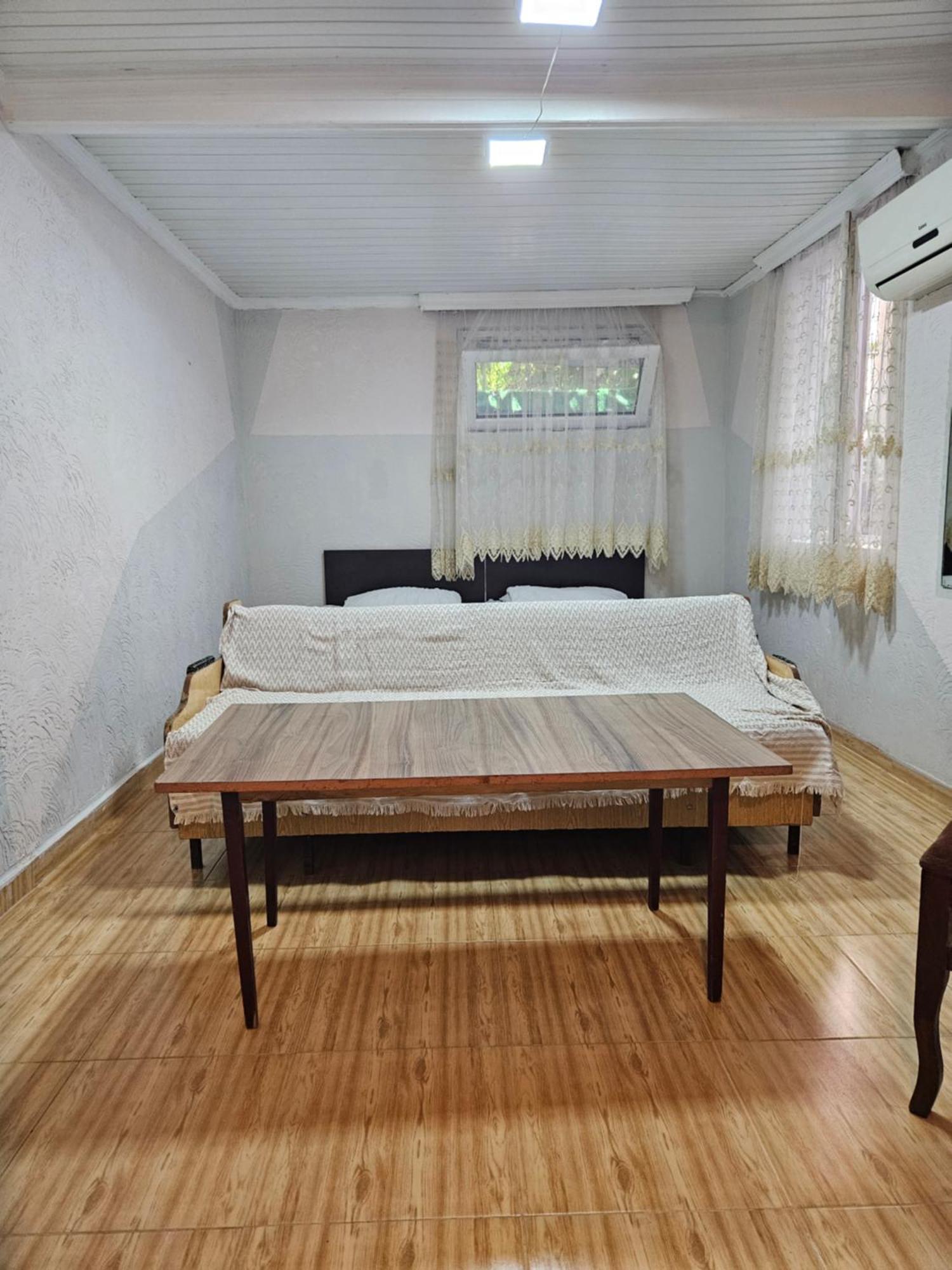 באטומי Guest House 2 Floor מראה חיצוני תמונה